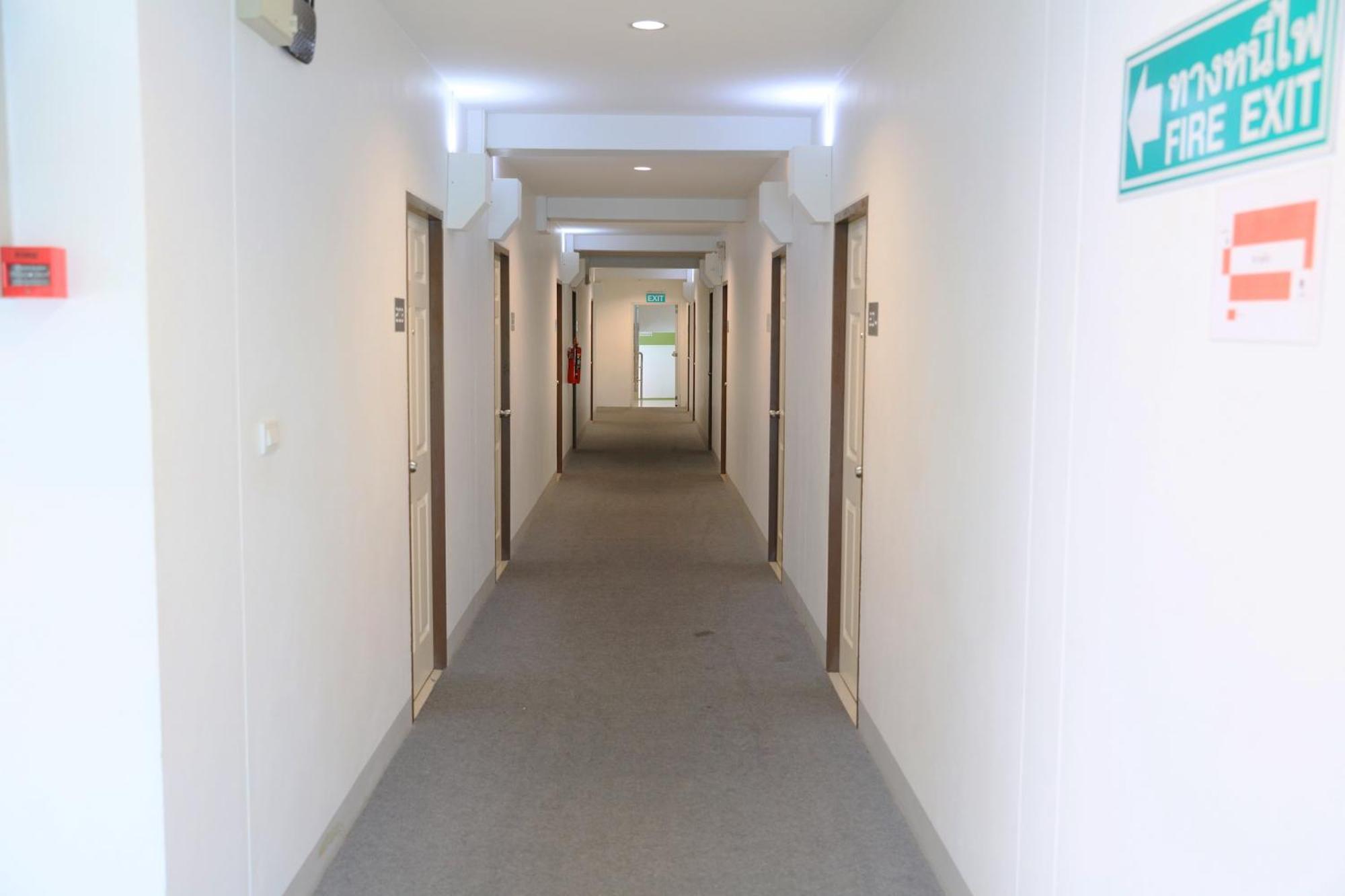 La Viva Hotel Buriram Dış mekan fotoğraf