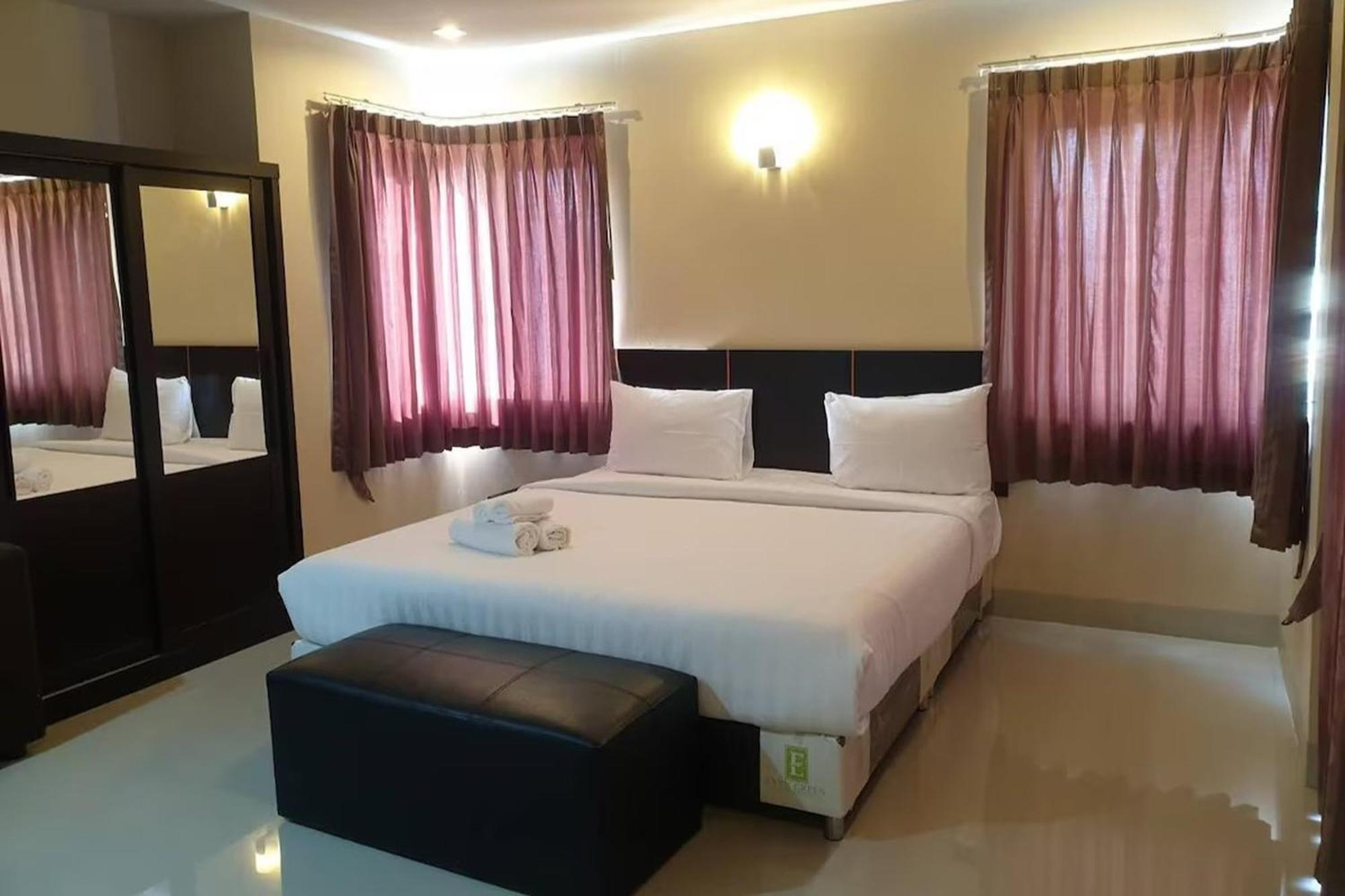 La Viva Hotel Buriram Dış mekan fotoğraf