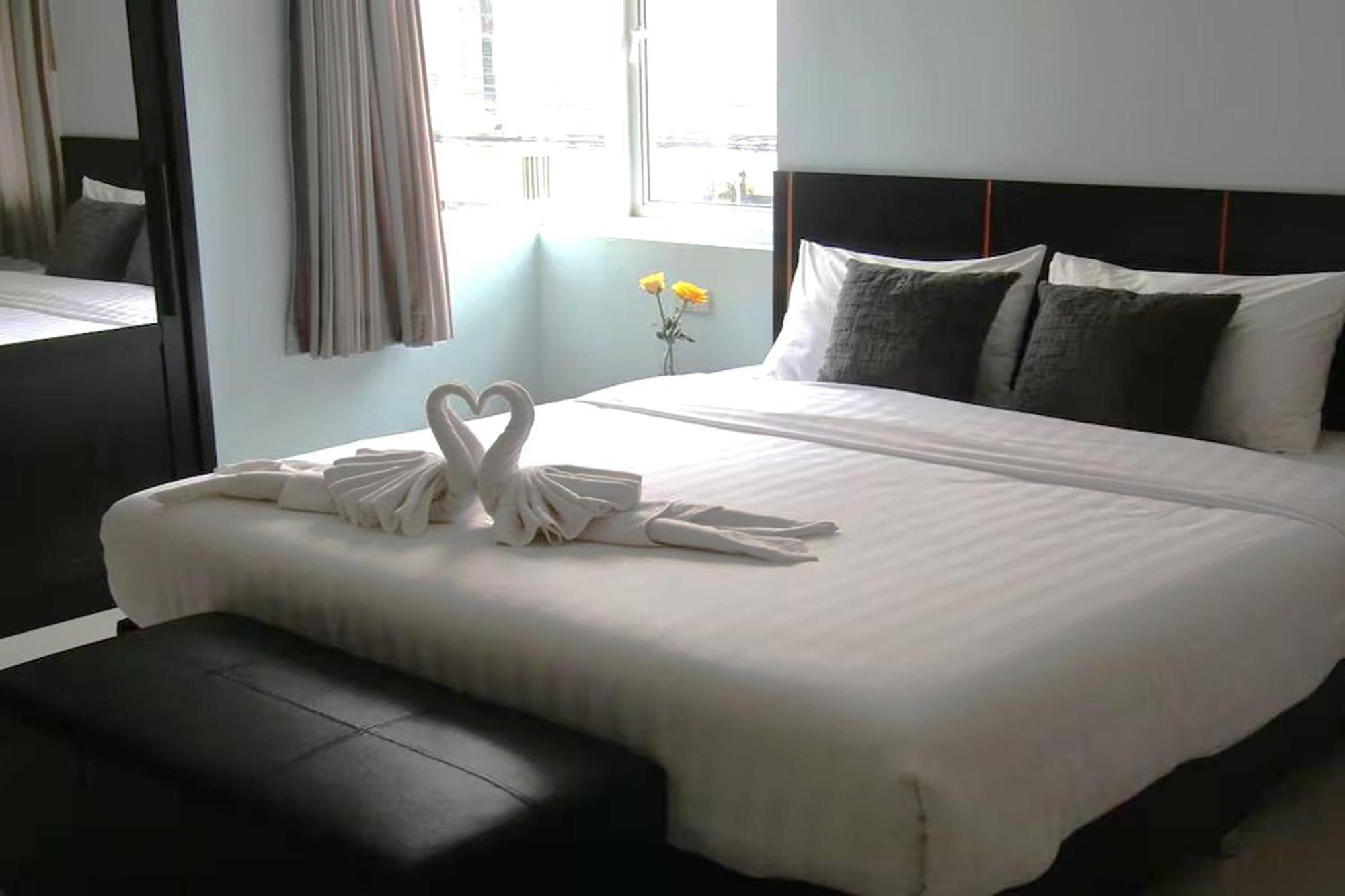 La Viva Hotel Buriram Dış mekan fotoğraf